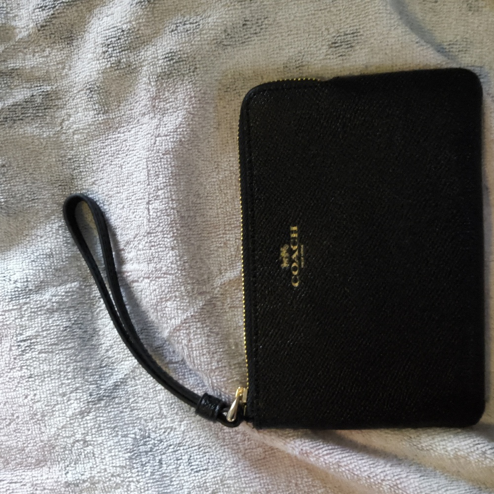 NWT COACH BLACK WRISTLET